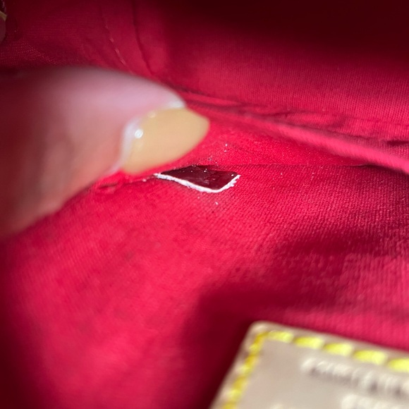 Louis Vuitton Vernis Alma BB Magenta - Picture 6 of 13